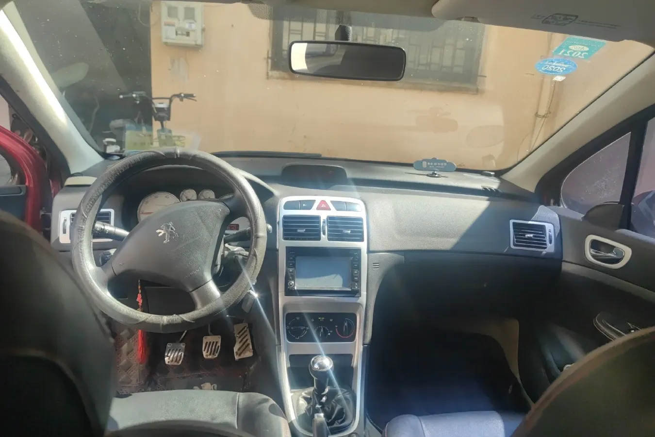 2007 Peugeot 307 1.6L 106HP L4 5MT,autocango,china used car exporter,china ev exporter,chinese used car exporter,chinese used ev exporter