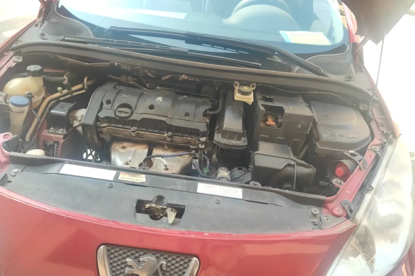 2007 Peugeot 307 1.6L 106HP L4 5MT,autocango,china used car exporter,china ev exporter,chinese used car exporter,chinese used ev exporter