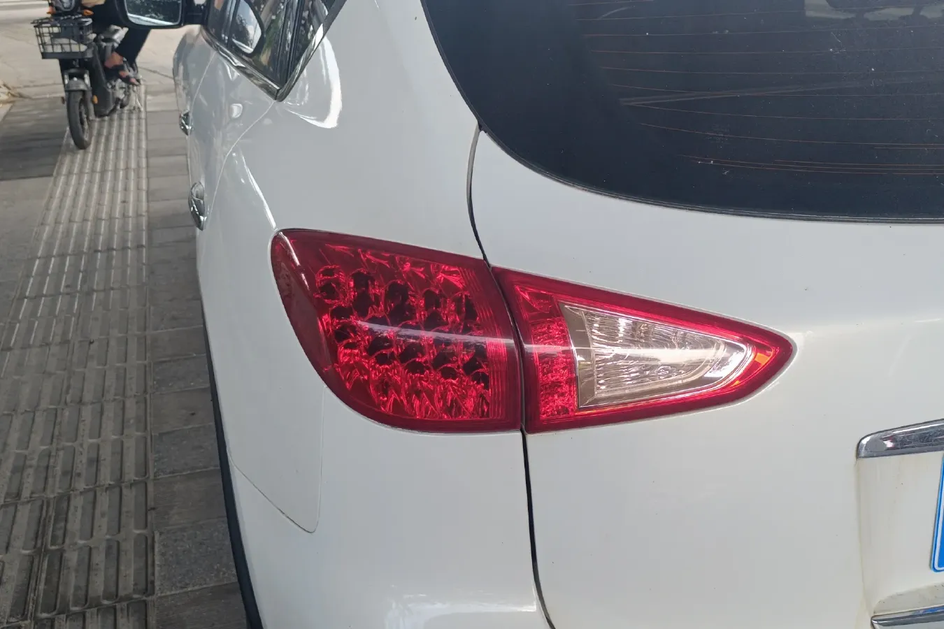 2013 Infiniti EX 2.5L 235HP V6 7AT,autocango,china used car exporter,china ev exporter,chinese used car exporter,chinese used ev exporter