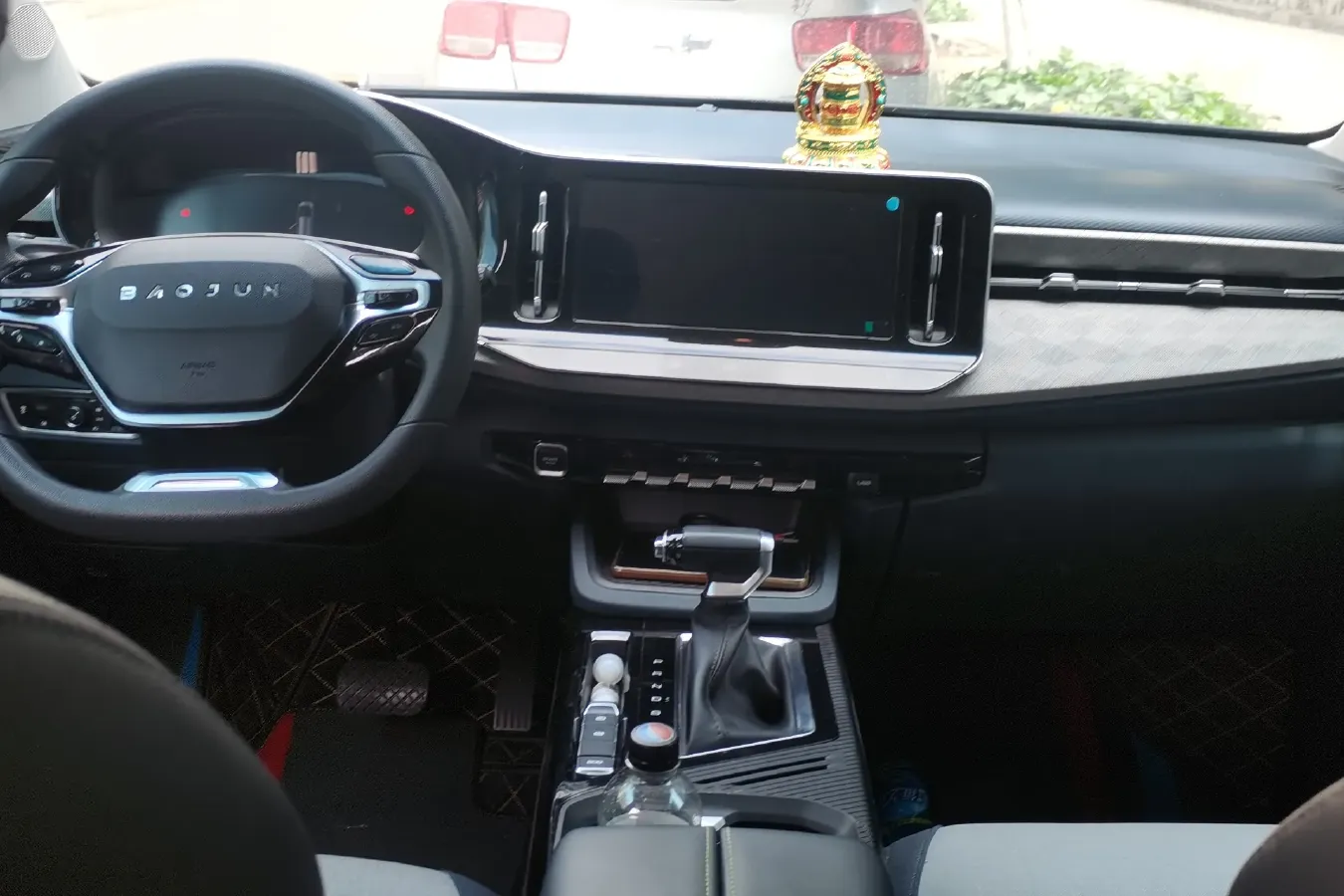 2019 BaoJun RM-5 1.5T 147HP L4 CVT,autocango,china used car exporter,china ev exporter,chinese used car exporter,chinese used ev exporter