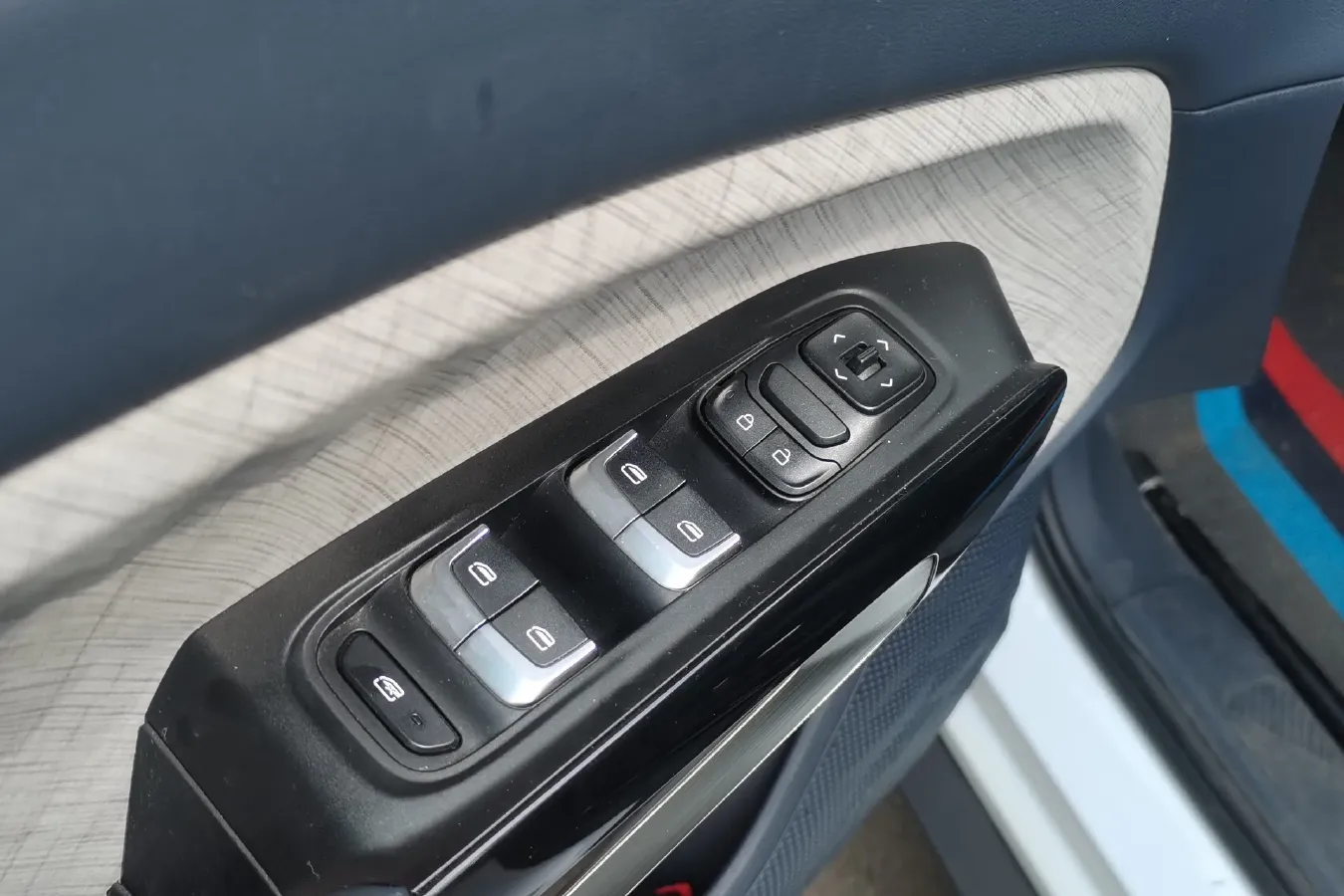 2019 BaoJun RM-5 1.5T 147HP L4 CVT,autocango,china used car exporter,china ev exporter,chinese used car exporter,chinese used ev exporter