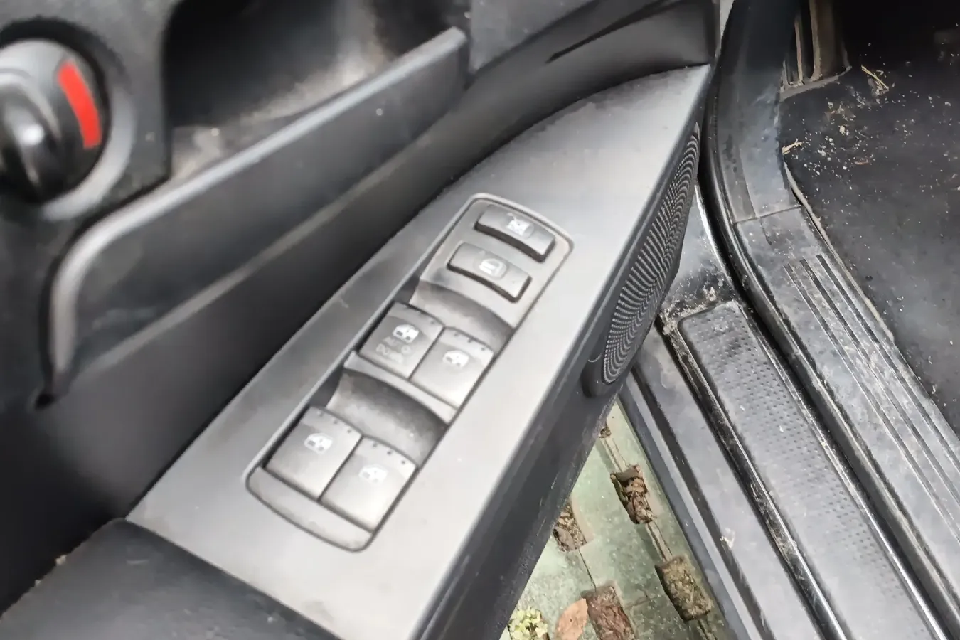 2010 SsangYong ActYon 2.0T 139HP L4 6AT,autocango,china used car exporter,china ev exporter,chinese used car exporter,chinese used ev exporter