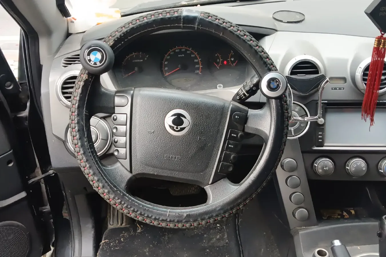 2010 SsangYong ActYon 2.0T 139HP L4 6AT,autocango,china used car exporter,china ev exporter,chinese used car exporter,chinese used ev exporter