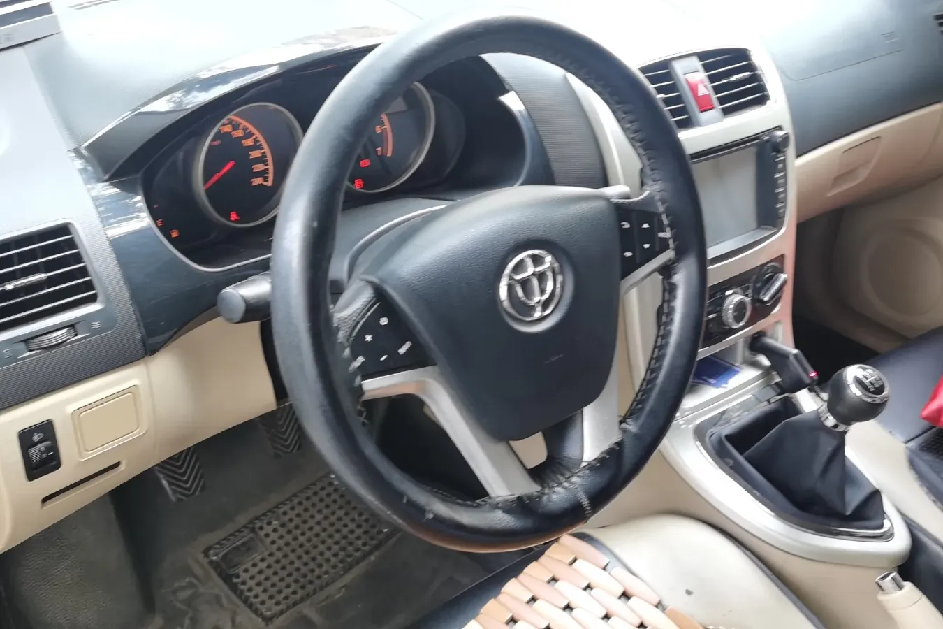 2013 Brilliance Auto H330 1.5L 105HP L4 5MT,autocango,china used car exporter,china ev exporter,chinese used car exporter,chinese used ev exporter