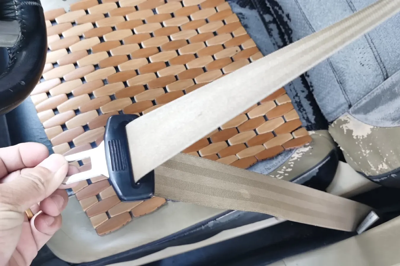 2013 Brilliance Auto H330 1.5L 105HP L4 5MT,autocango,china used car exporter,china ev exporter,chinese used car exporter,chinese used ev exporter