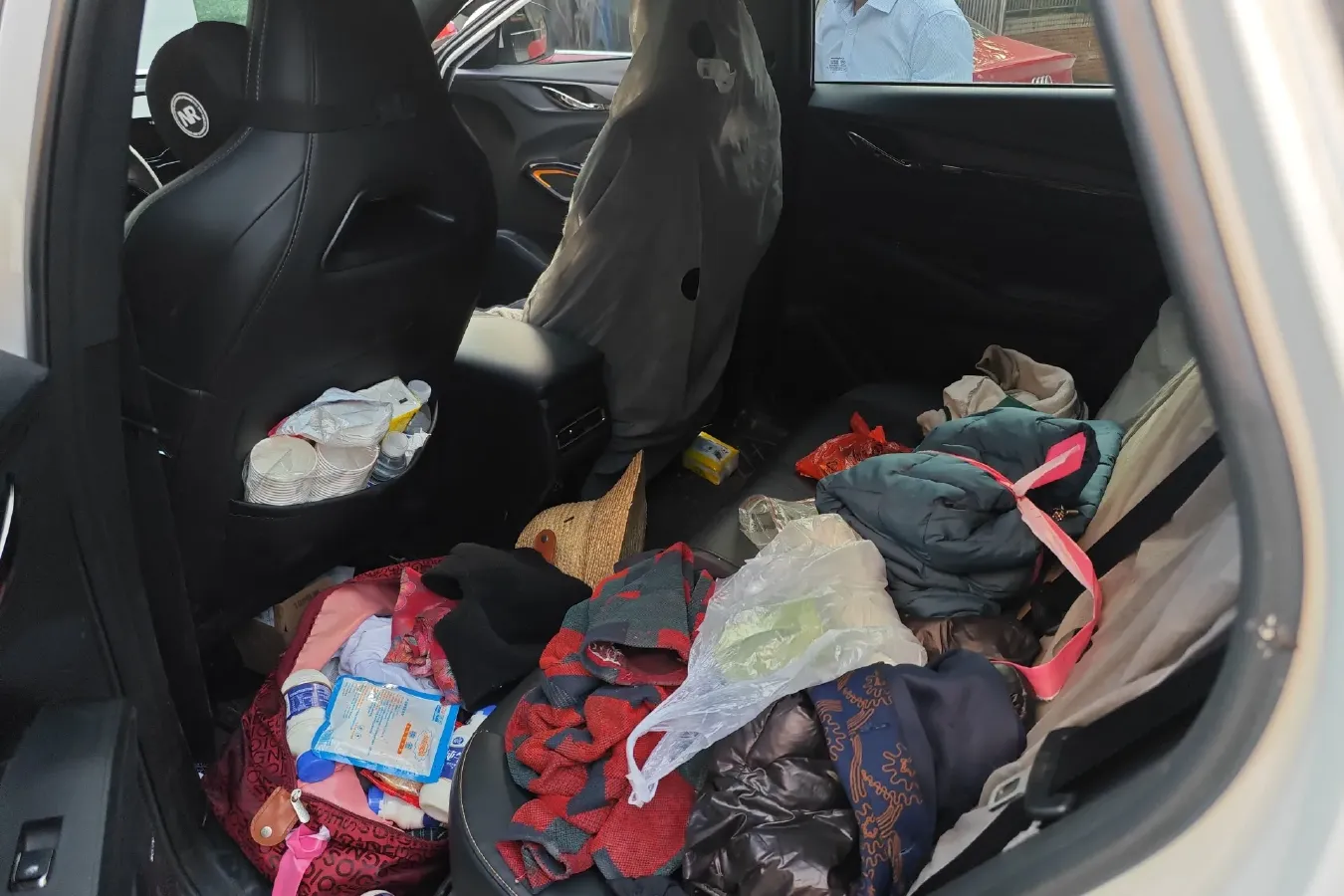 2023 ChangAn Oshan X5 Plus 1.5T 188HP L4 7DCT,autocango,china used car exporter,china ev exporter,chinese used car exporter,chinese used ev exporter