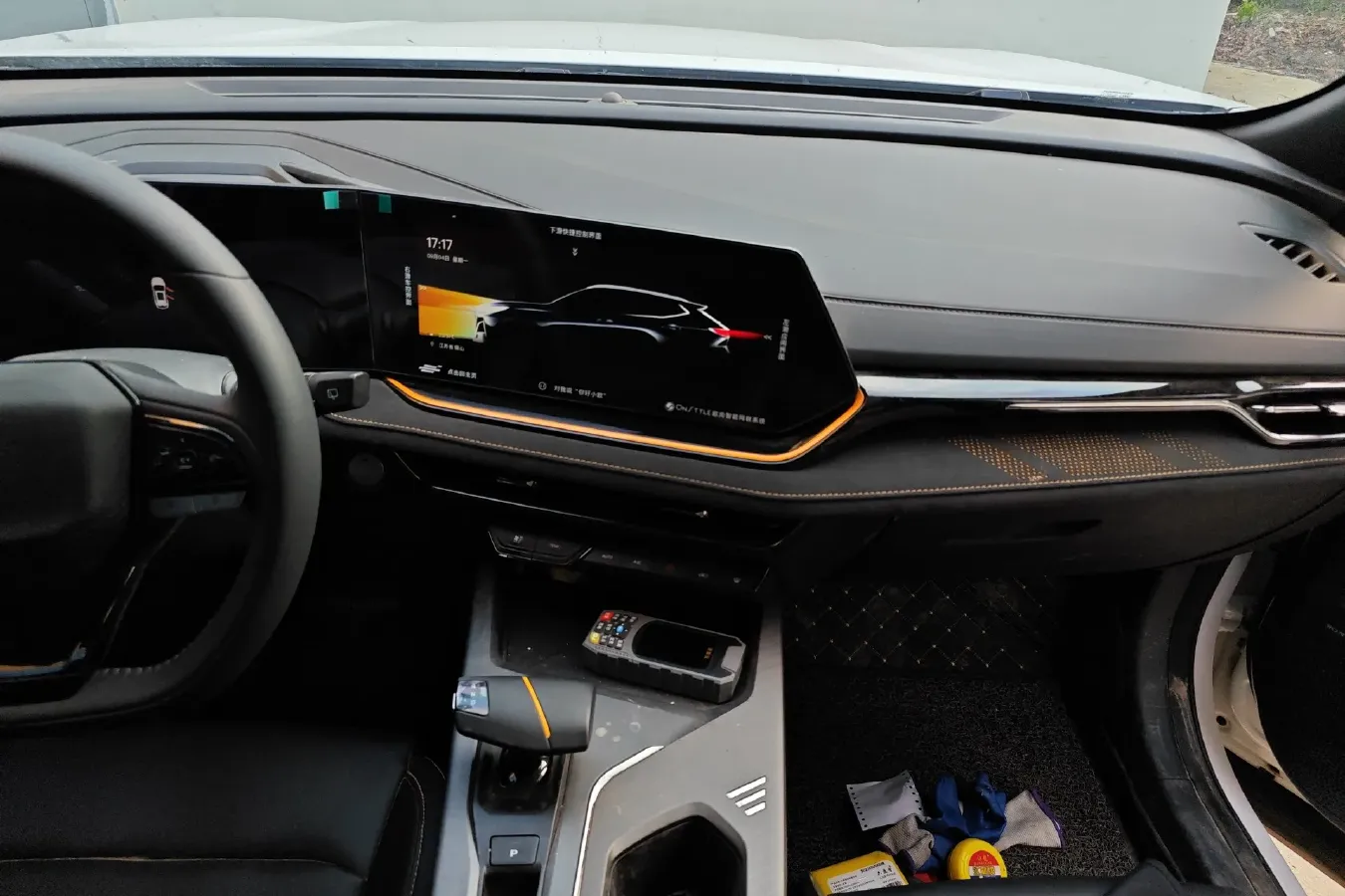 2023 ChangAn Oshan X5 Plus 1.5T 188HP L4 7DCT,autocango,china used car exporter,china ev exporter,chinese used car exporter,chinese used ev exporter