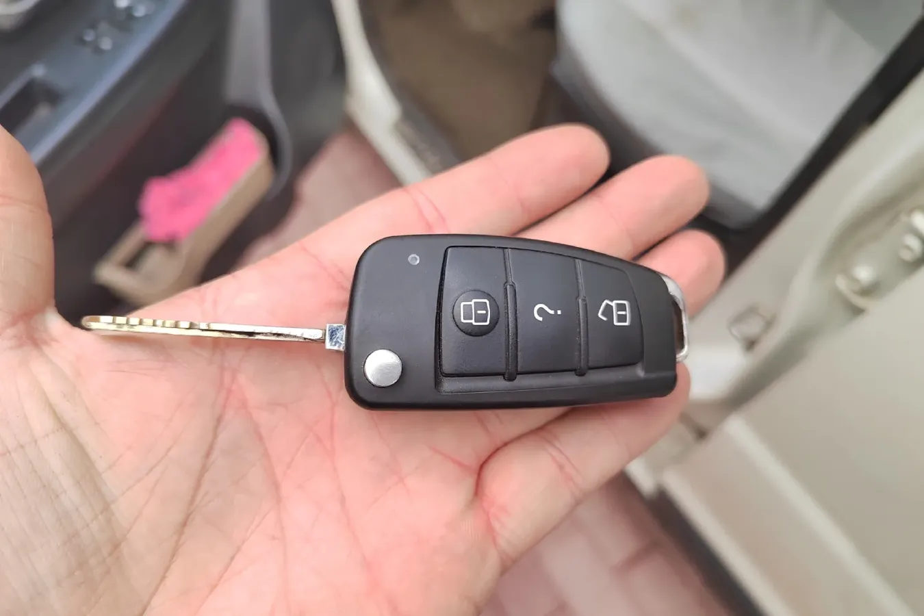 2016 Suzuki Wagon R X5 1.4L 97HP L4 5MT,autocango,china used car exporter,china ev exporter,chinese used car exporter,chinese used ev exporter