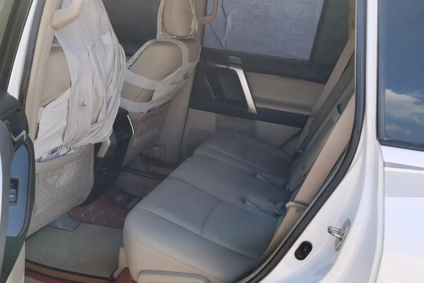 2010 Toyota Land Cruiser Prado 4.0L 275HP V6 5AT,autocango,china used car exporter,china ev exporter,chinese used car exporter,chinese used ev exporter