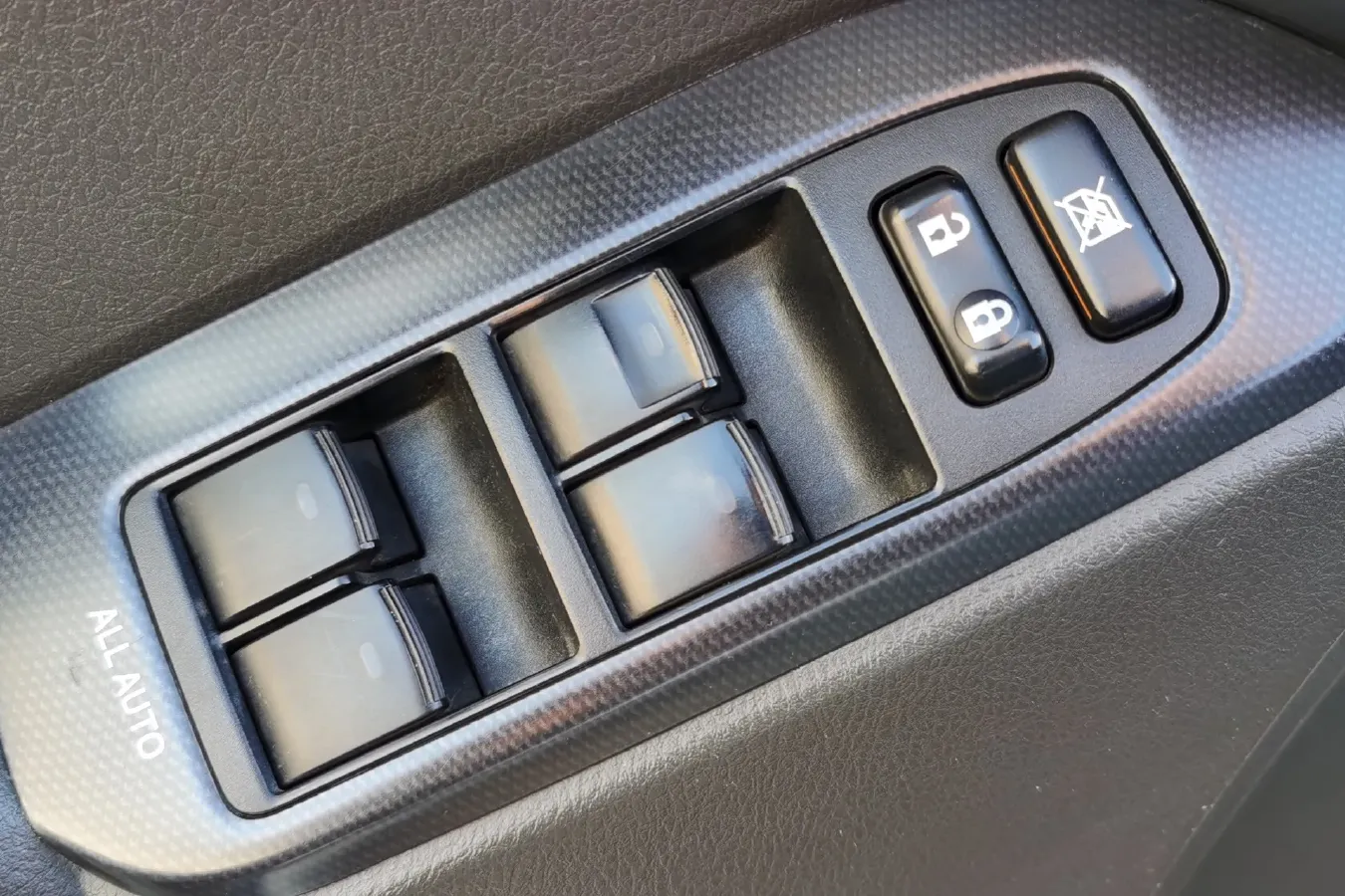 2010 Toyota Land Cruiser Prado 4.0L 275HP V6 5AT,autocango,china used car exporter,china ev exporter,chinese used car exporter,chinese used ev exporter