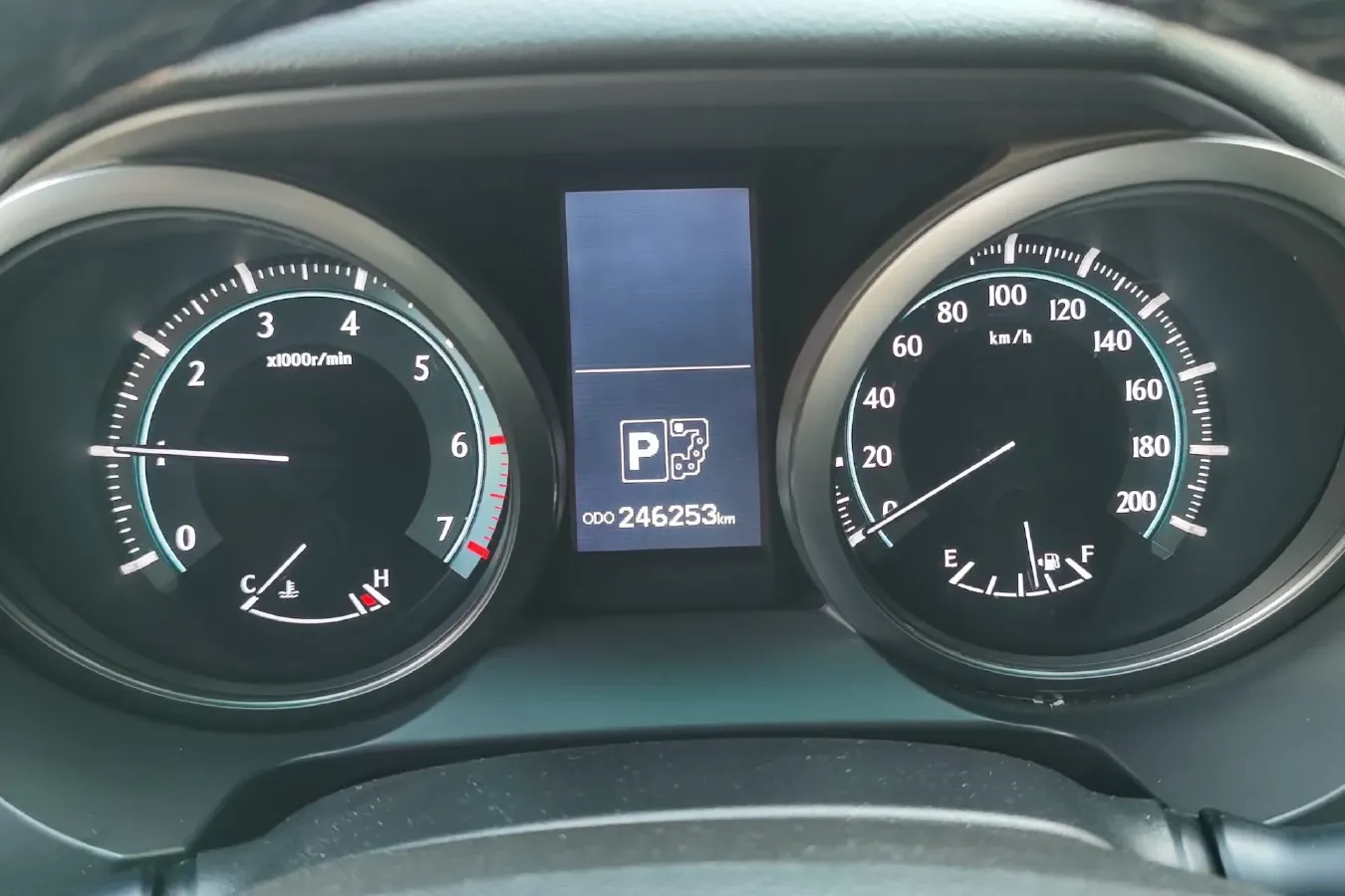 2010 Toyota Land Cruiser Prado 4.0L 275HP V6 5AT,autocango,china used car exporter,china ev exporter,chinese used car exporter,chinese used ev exporter