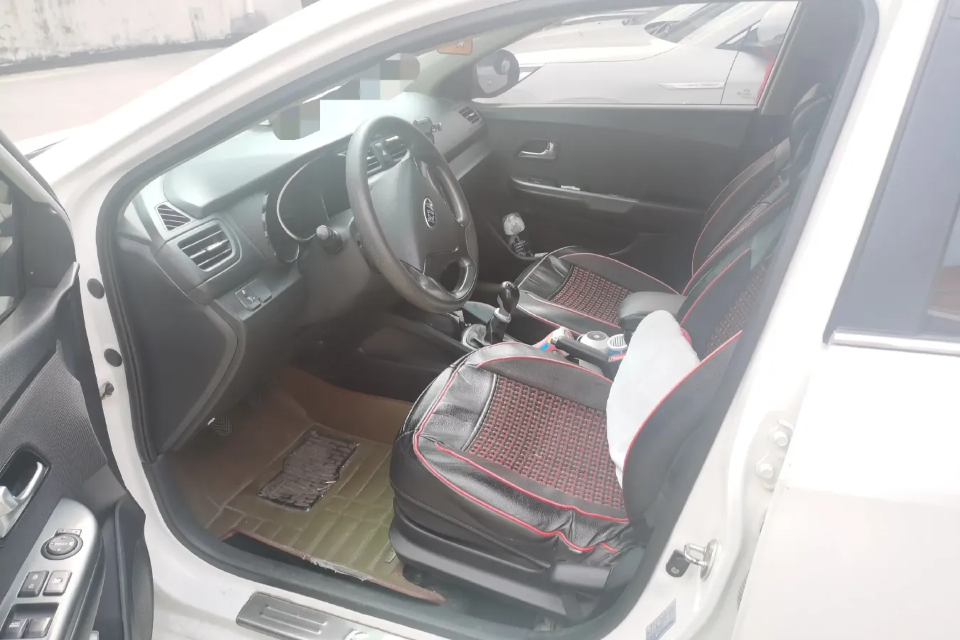 2015 Kia K2 1.4L 107HP L4 5MT,autocango,china used car exporter,china ev exporter,chinese used car exporter,chinese used ev exporter