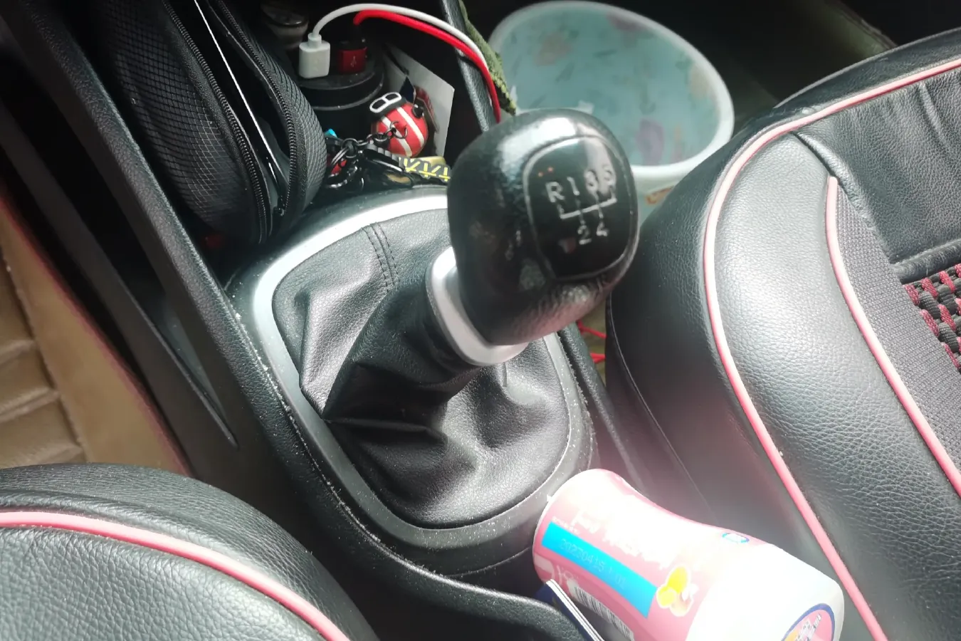 2015 Kia K2 1.4L 107HP L4 5MT,autocango,china used car exporter,china ev exporter,chinese used car exporter,chinese used ev exporter