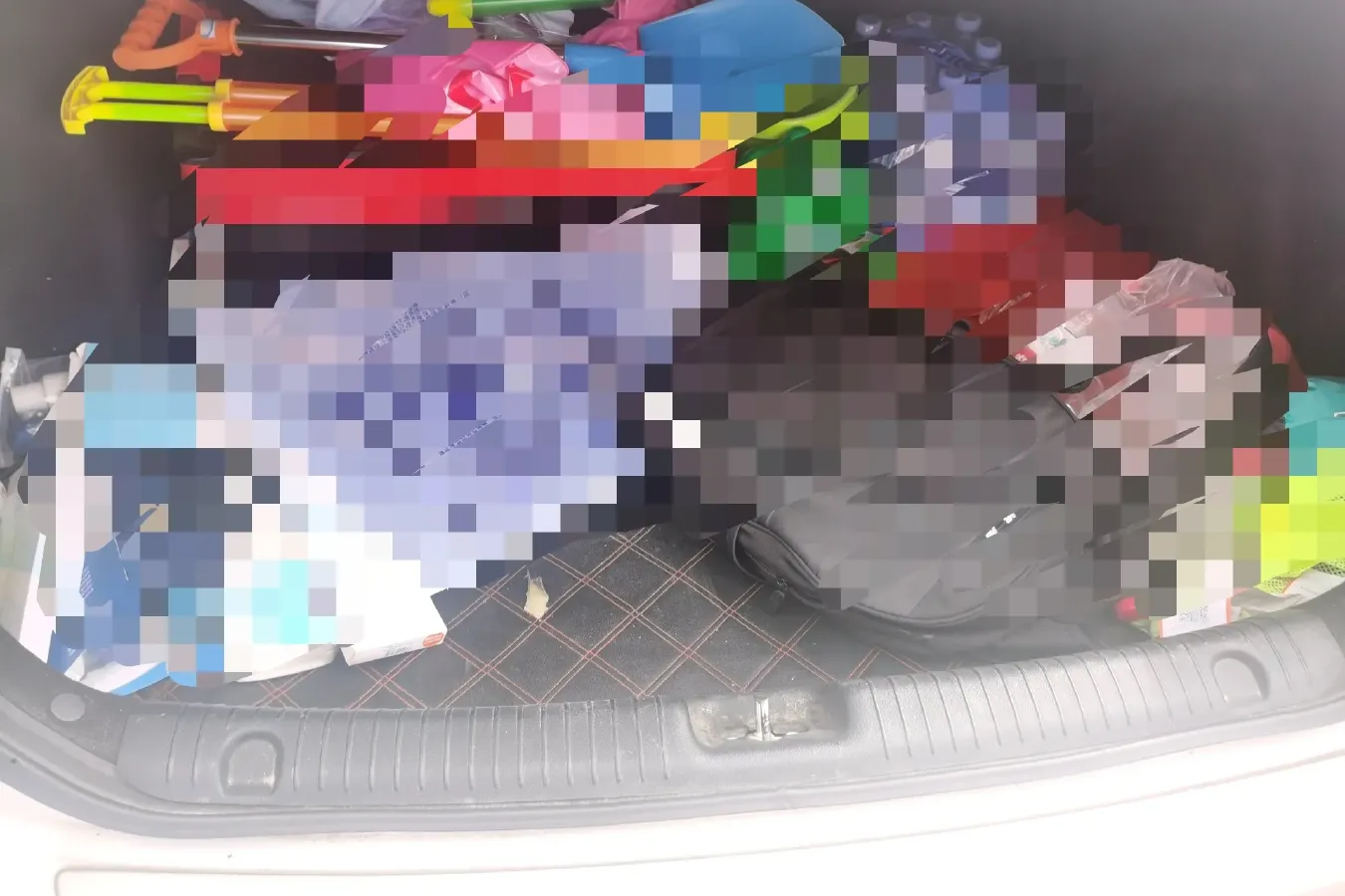 2015 Kia K2 1.4L 107HP L4 5MT,autocango,china used car exporter,china ev exporter,chinese used car exporter,chinese used ev exporter