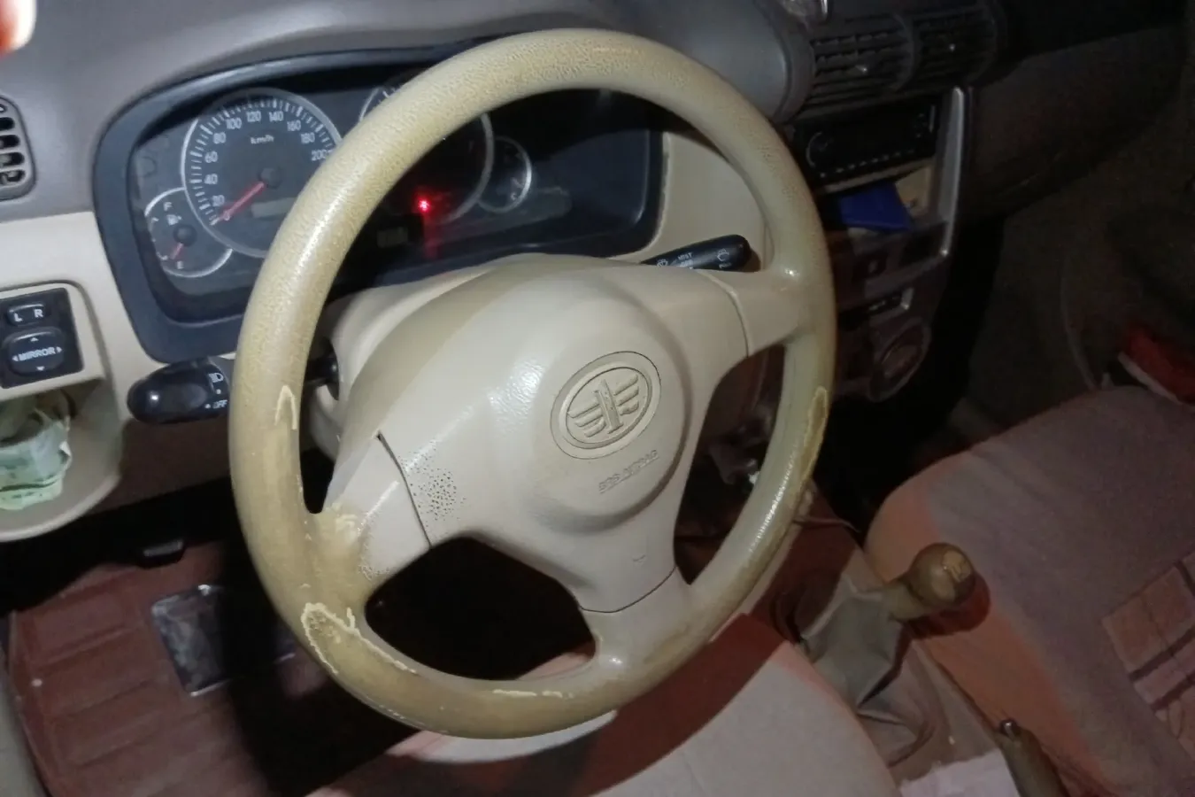 2009 FAW Senia M80 1.3L 91HP L4 5MT,autocango,china used car exporter,china ev exporter,chinese used car exporter,chinese used ev exporter