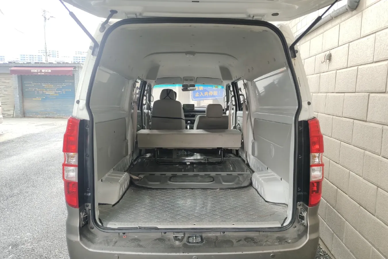 2019 JinBei New Sea Lion S 1.5L 102HP L4 5MT,autocango,china used car exporter,china ev exporter,chinese used car exporter,chinese used ev exporter