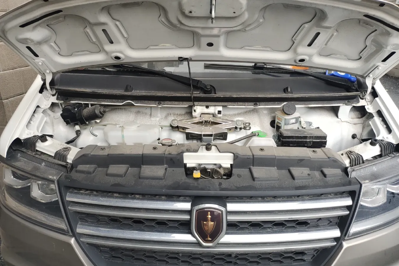 2019 JinBei New Sea Lion S 1.5L 102HP L4 5MT,autocango,china used car exporter,china ev exporter,chinese used car exporter,chinese used ev exporter