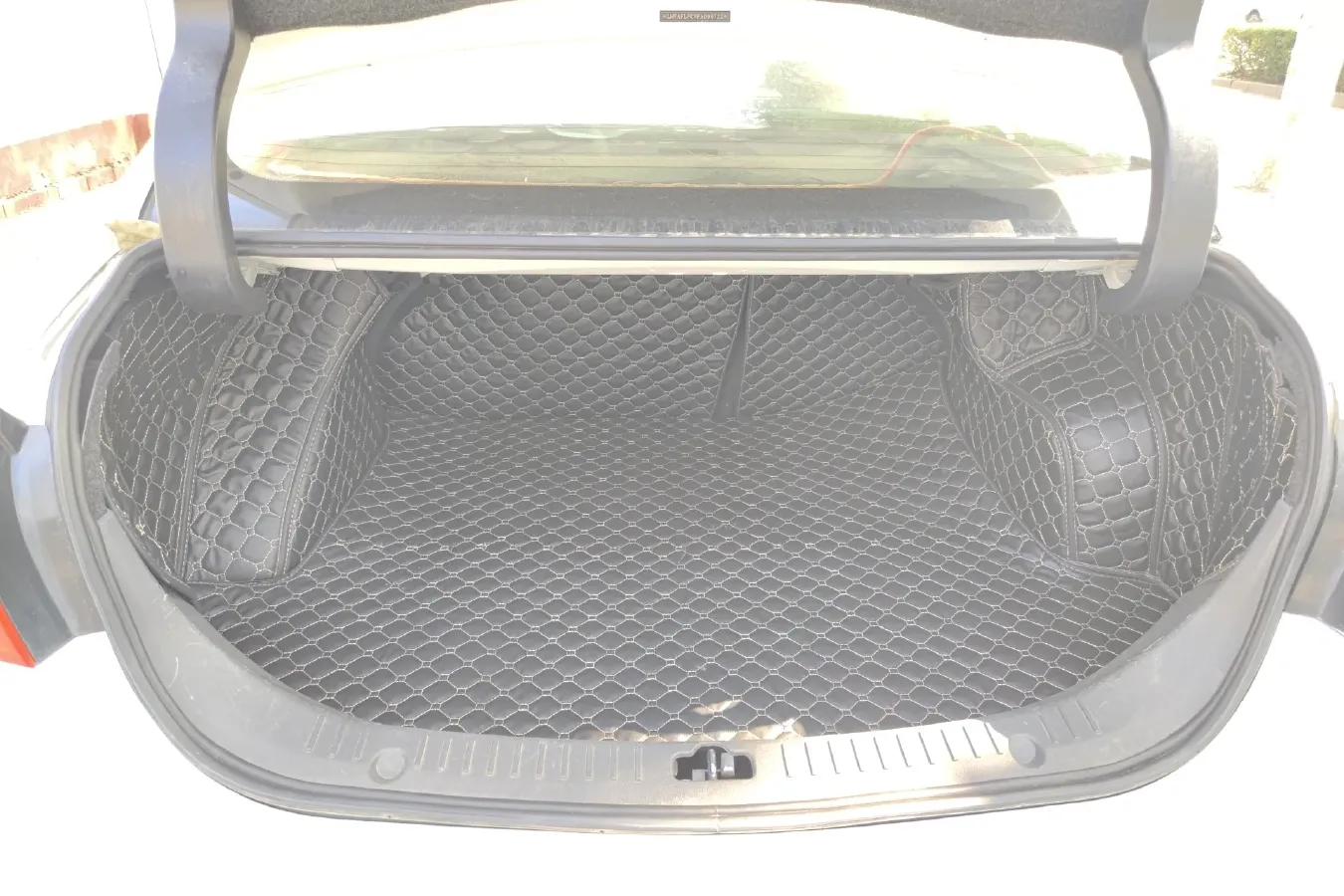 2015 HaiMa M6 1.5T 163HP L4 CVT,autocango,china used car exporter,china ev exporter,chinese used car exporter,chinese used ev exporter