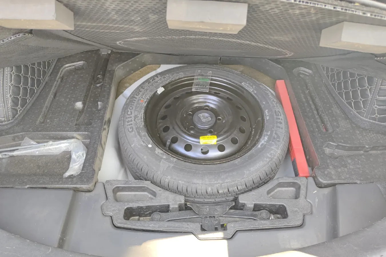 2015 HaiMa M6 1.5T 163HP L4 CVT,autocango,china used car exporter,china ev exporter,chinese used car exporter,chinese used ev exporter