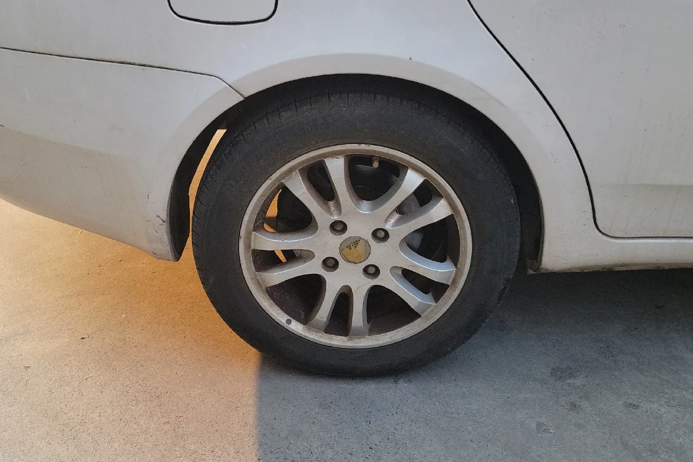 2011 Youngman Lotus L5 1.6L 123HP L4 5MT,autocango,china used car exporter,china ev exporter,chinese used car exporter,chinese used ev exporter