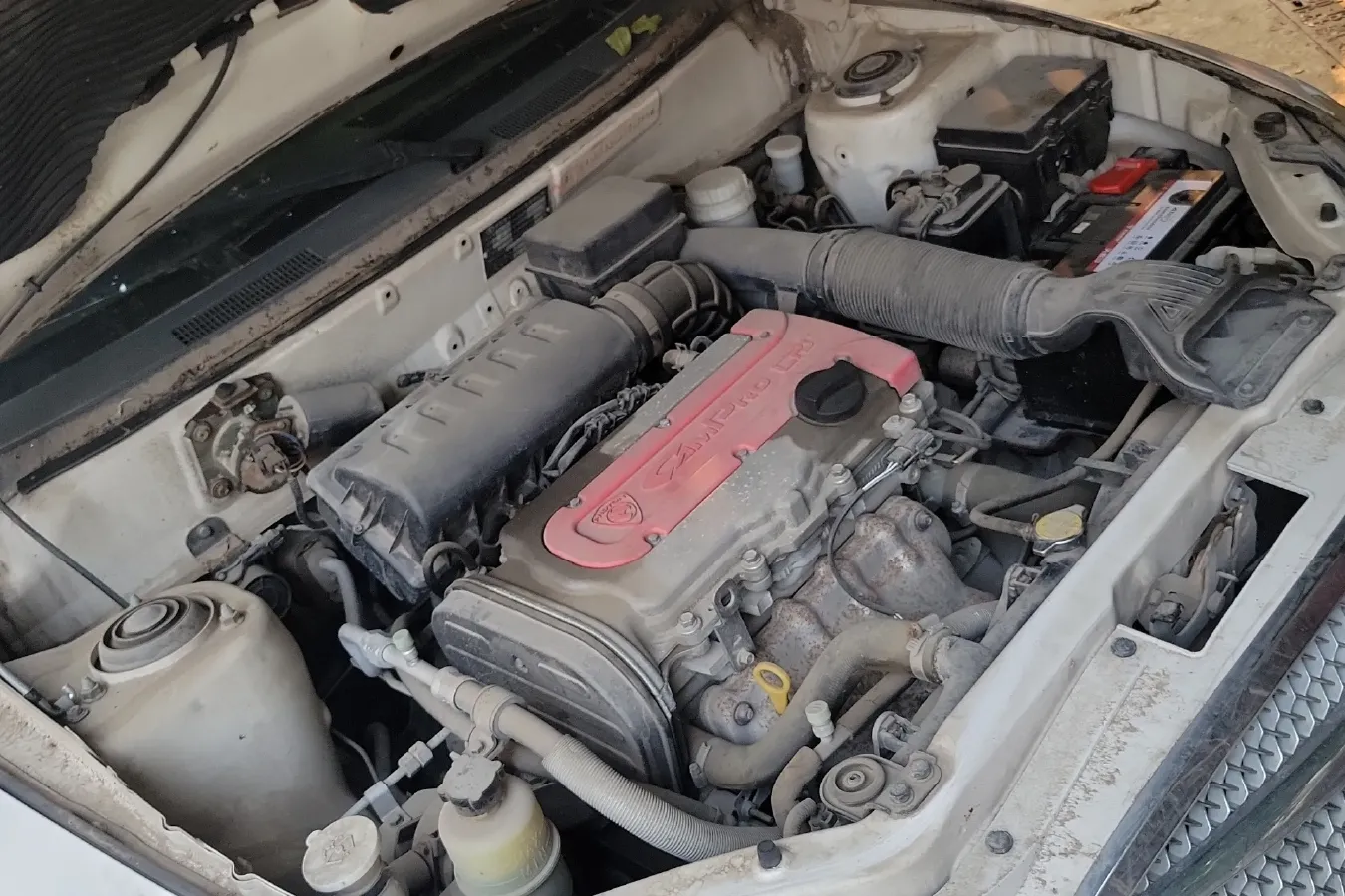 2011 Youngman Lotus L5 1.6L 123HP L4 5MT,autocango,china used car exporter,china ev exporter,chinese used car exporter,chinese used ev exporter