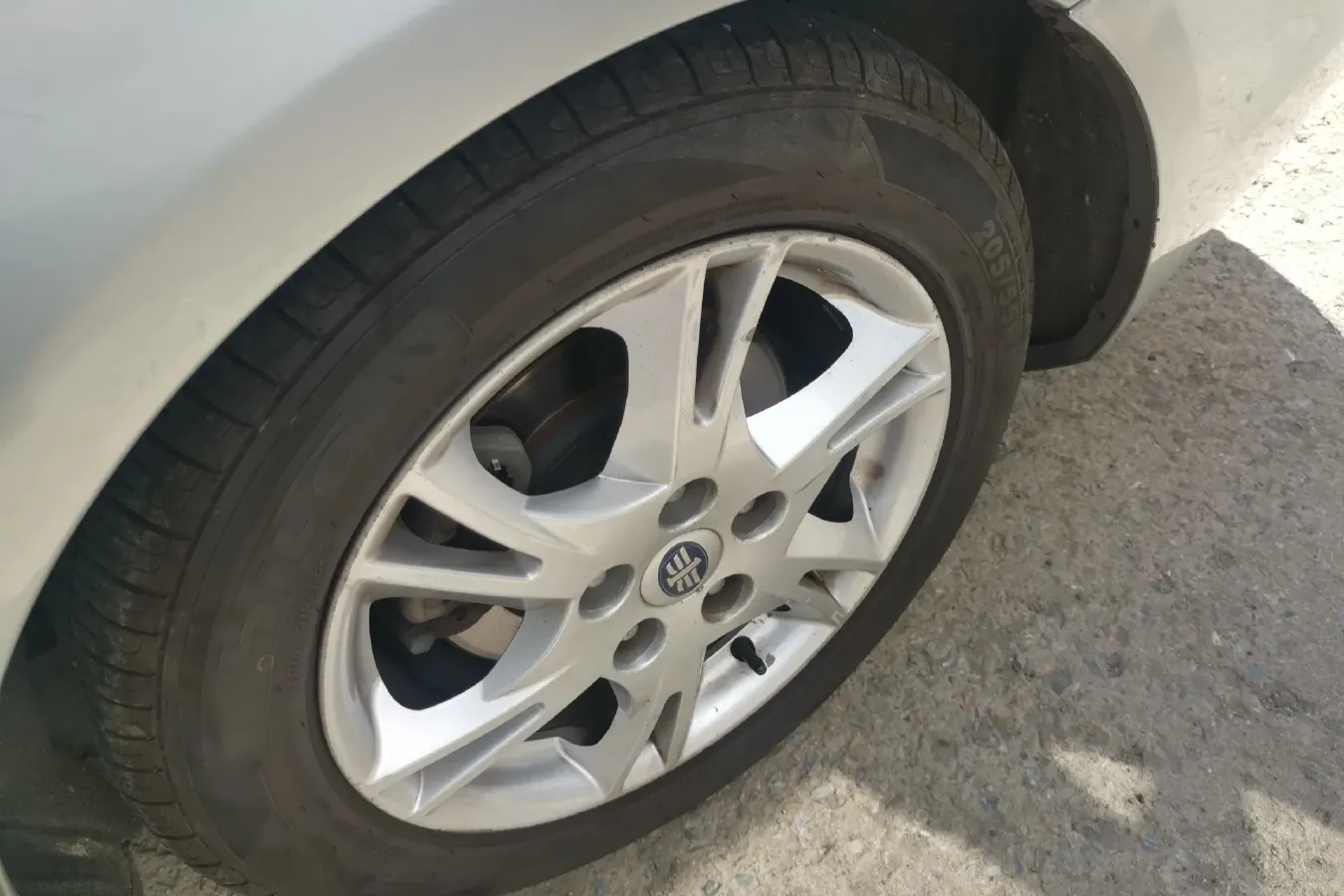 2012 Bestune B90 2.0L 146HP L4 6AT,autocango,china used car exporter,china ev exporter,chinese used car exporter,chinese used ev exporter