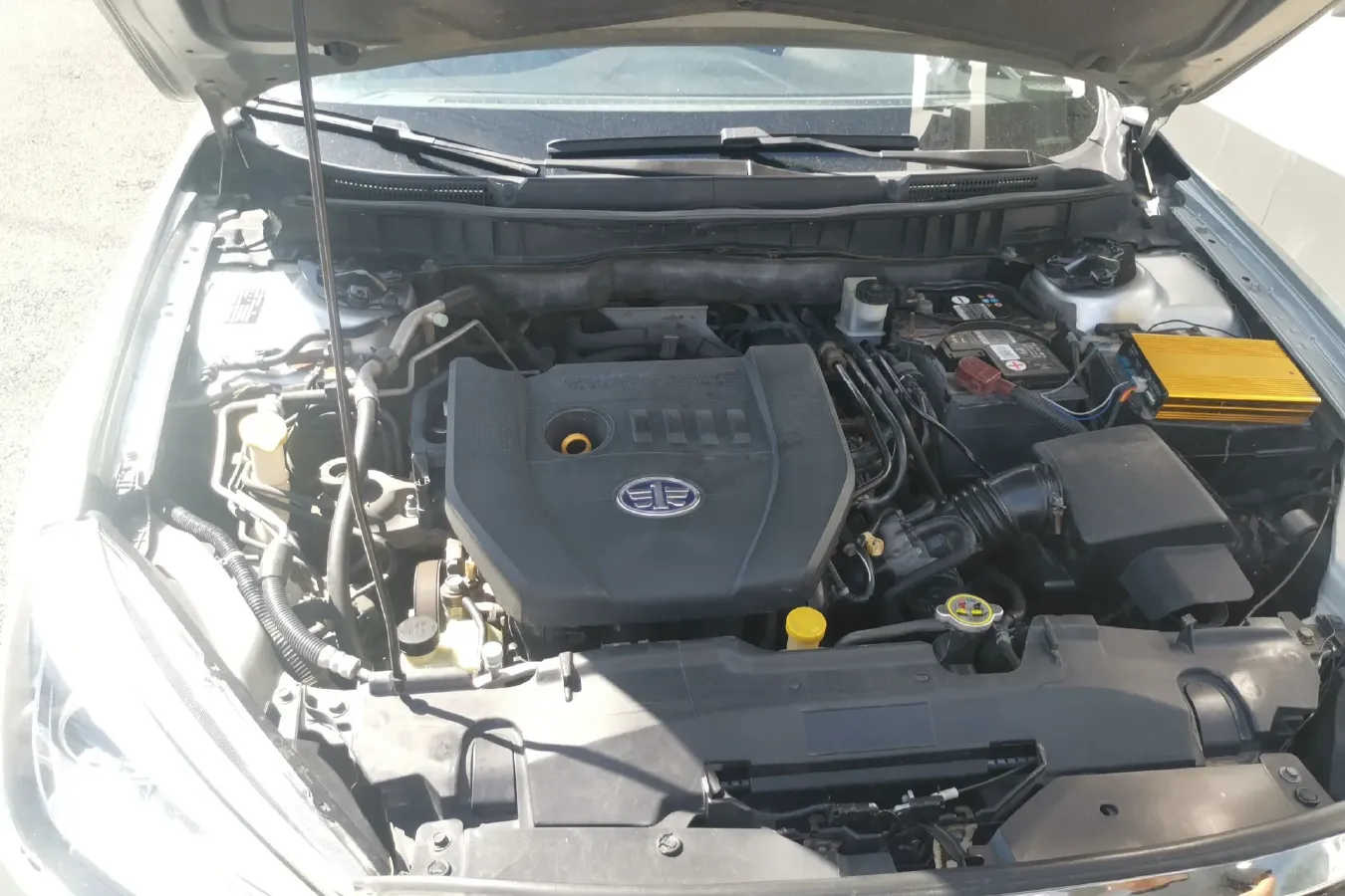 2012 Bestune B90 2.0L 146HP L4 6AT,autocango,china used car exporter,china ev exporter,chinese used car exporter,chinese used ev exporter