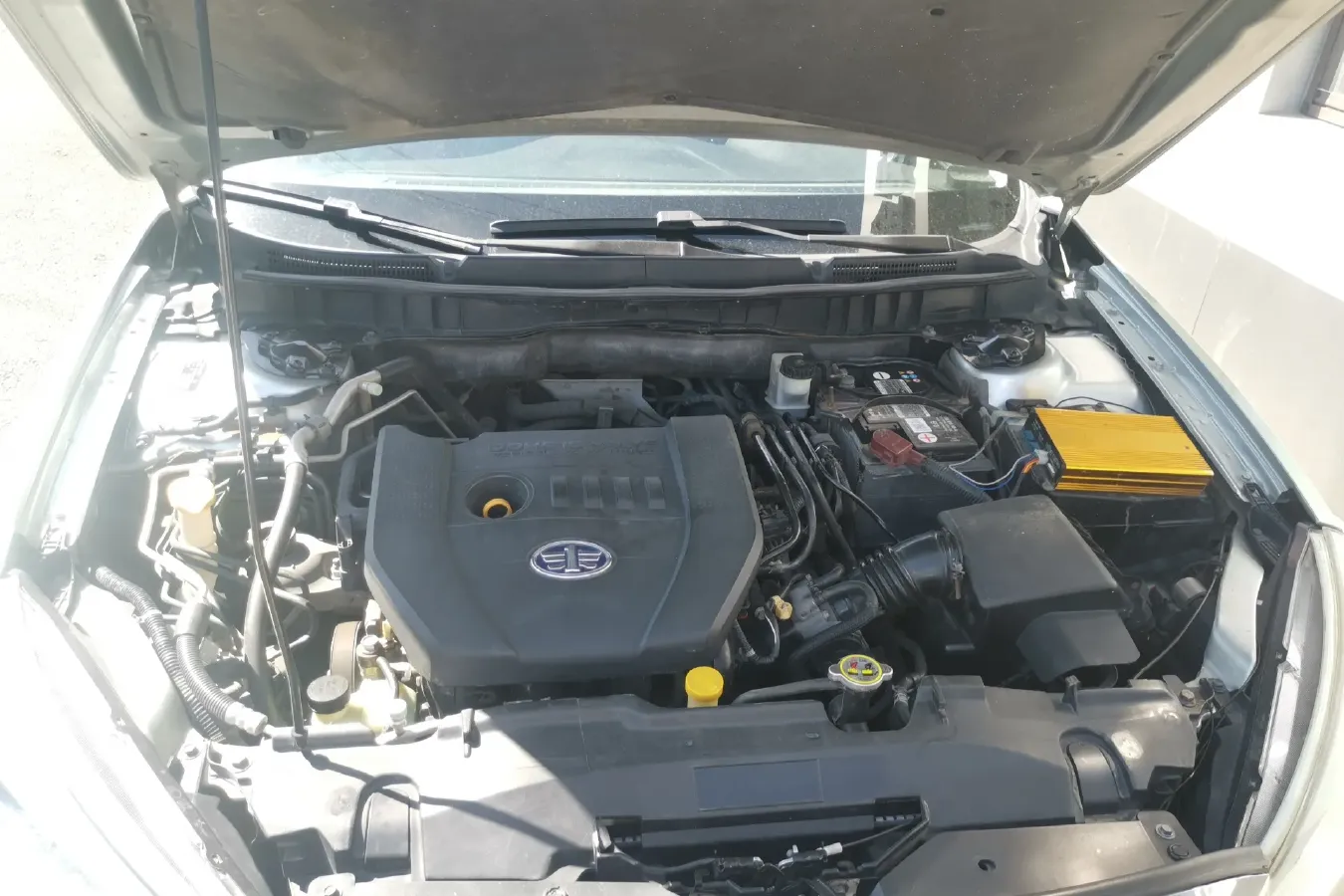 2012 Bestune B90 2.0L 146HP L4 6AT,autocango,china used car exporter,china ev exporter,chinese used car exporter,chinese used ev exporter