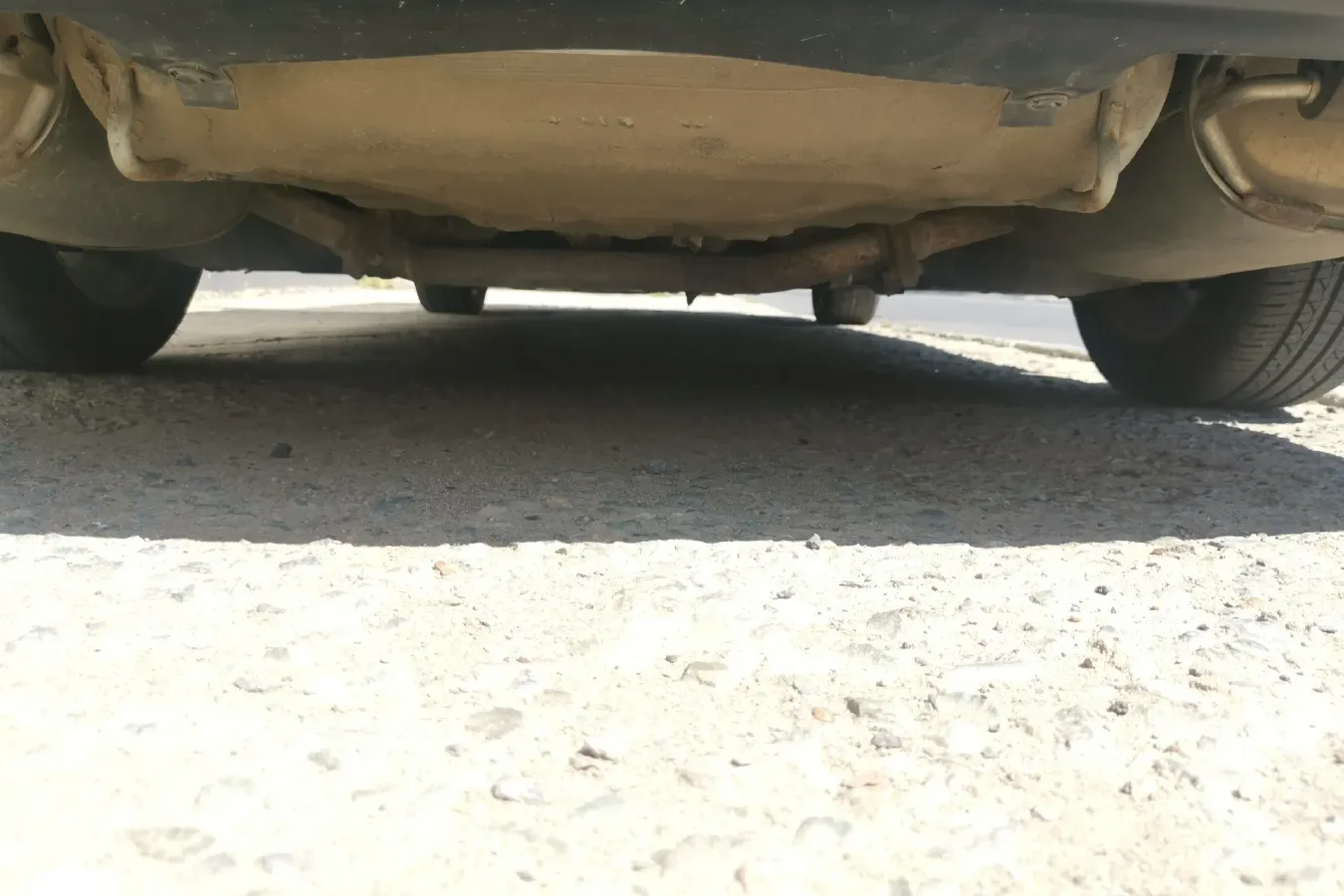 2012 Bestune B90 2.0L 146HP L4 6AT,autocango,china used car exporter,china ev exporter,chinese used car exporter,chinese used ev exporter