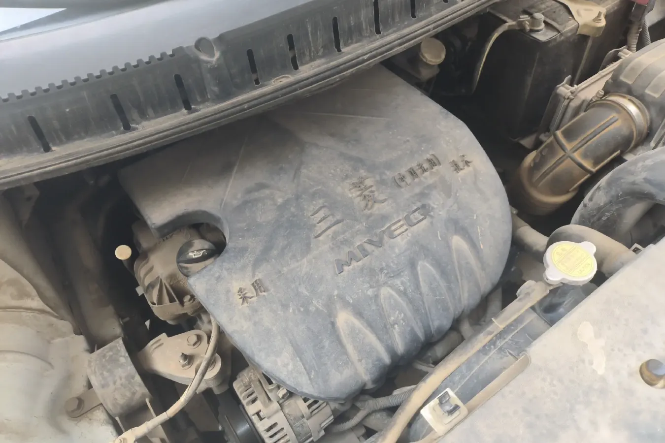 2014 DongFeng Forthing Joyear X3 1.5L 120HP L4 5MT,autocango,china used car exporter,china ev exporter,chinese used car exporter,chinese used ev exporter