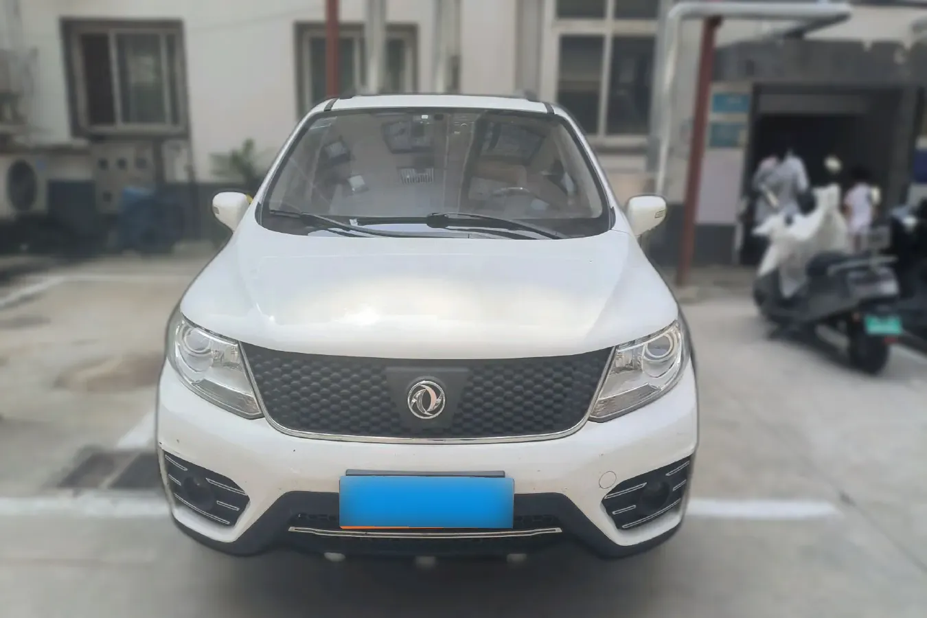 2014 DongFeng Forthing Joyear X3 1.5L 120HP L4 5MT,autocango,china used car exporter,china ev exporter,chinese used car exporter,chinese used ev exporter