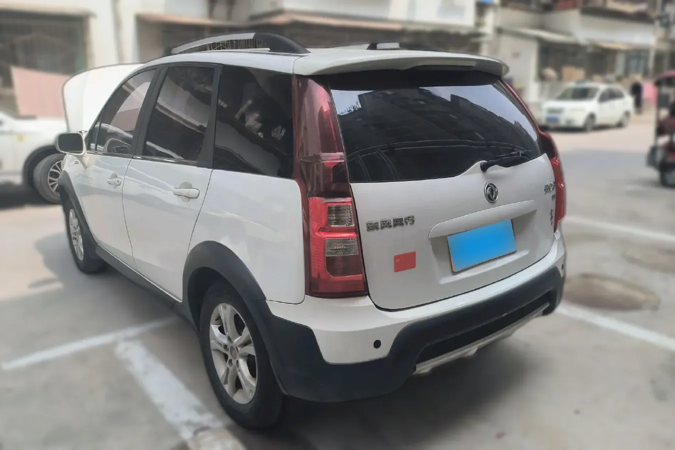 2014 DongFeng Forthing Joyear X3 1.5L 120HP L4 5MT,autocango,china used car exporter,china ev exporter,chinese used car exporter,chinese used ev exporter