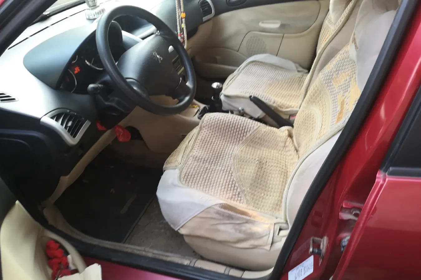 2009 Peugeot 207 1.4L 76HP L4 5MT,autocango,china used car exporter,china ev exporter,chinese used car exporter,chinese used ev exporter