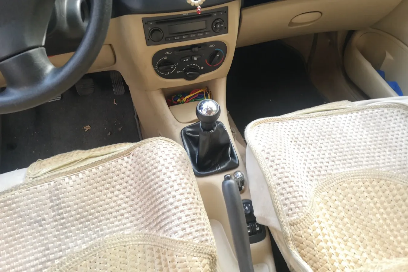 2009 Peugeot 207 1.4L 76HP L4 5MT,autocango,china used car exporter,china ev exporter,chinese used car exporter,chinese used ev exporter