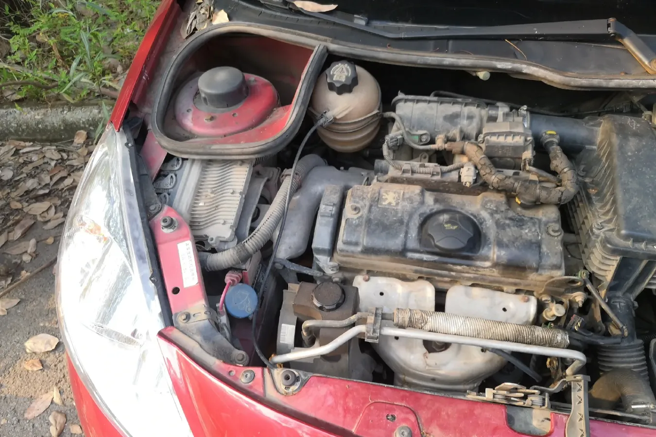 2009 Peugeot 207 1.4L 76HP L4 5MT,autocango,china used car exporter,china ev exporter,chinese used car exporter,chinese used ev exporter