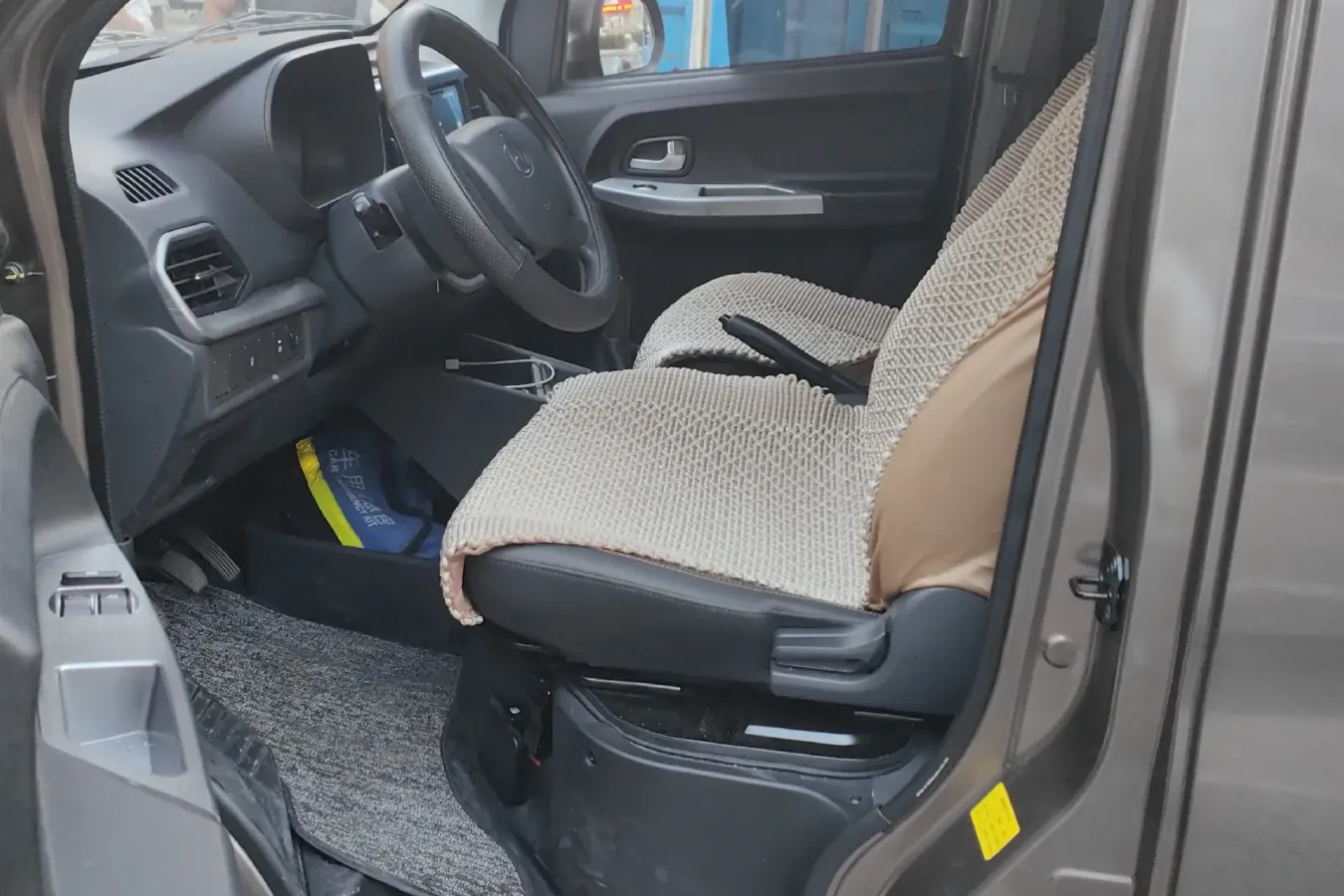 2023 ChangAn Kaicene RuiXing M60 1.5L 116HP L4 5MT,autocango,china used car exporter,china ev exporter,chinese used car exporter,chinese used ev exporter