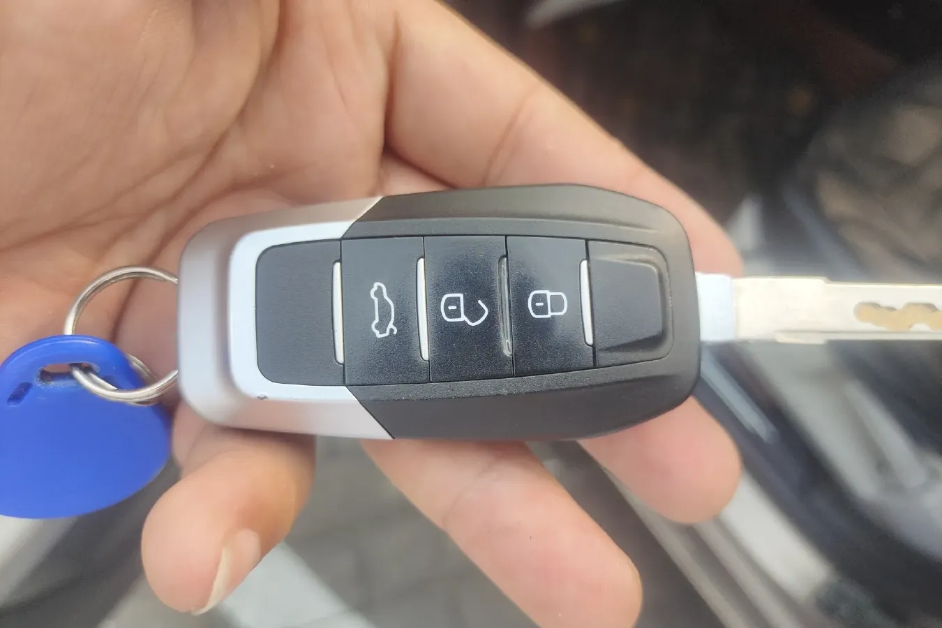 2011 Brilliance Auto H530 1.6L 118HP L4 5MT,autocango,china used car exporter,china ev exporter,chinese used car exporter,chinese used ev exporter