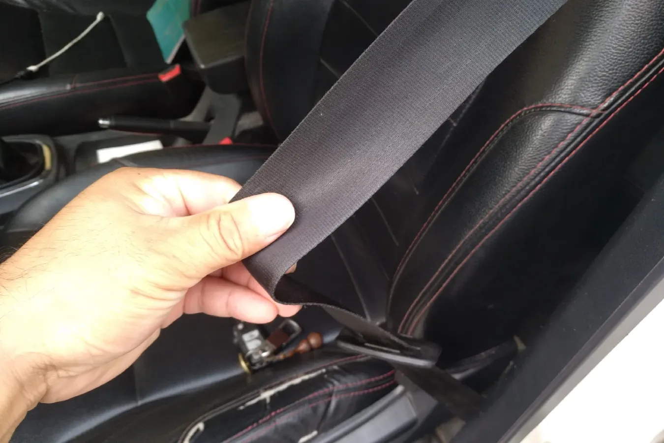 2015 LiFan LeTu 1.5L 109HP L4 5MT,autocango,china used car exporter,china ev exporter,chinese used car exporter,chinese used ev exporter