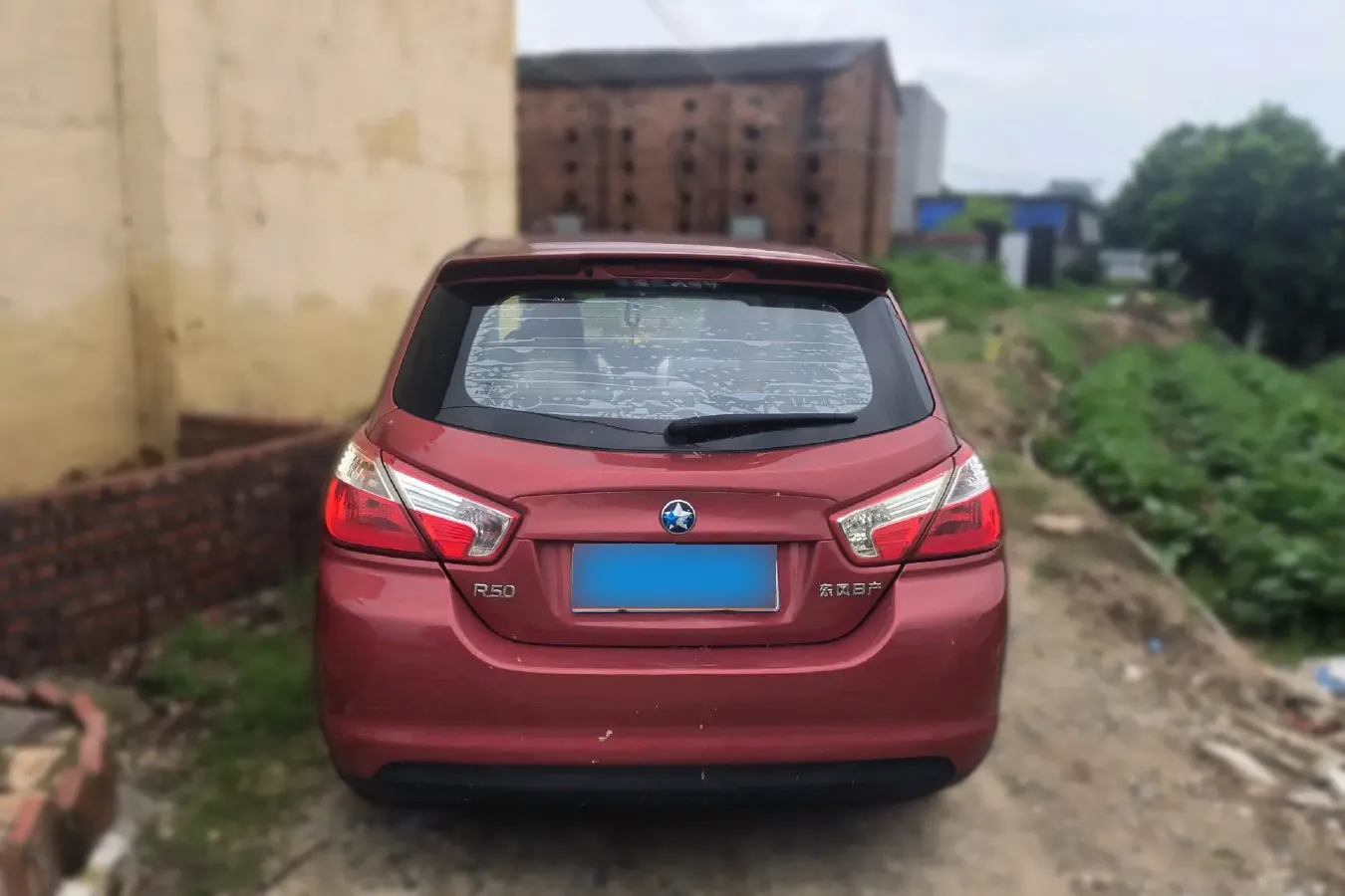 2013 Venucia R50 1.6L 117HP L4 4AT,autocango,china used car exporter,china ev exporter,chinese used car exporter,chinese used ev exporter