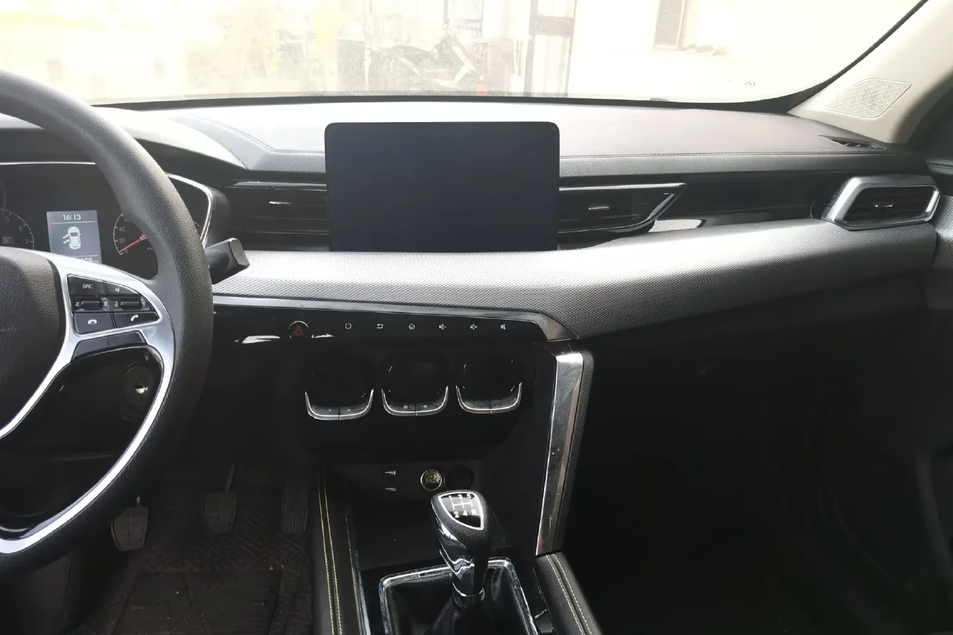 2019 BeiJing Auto X3 1.5L 116HP L4 5MT,autocango,china used car exporter,china ev exporter,chinese used car exporter,chinese used ev exporter