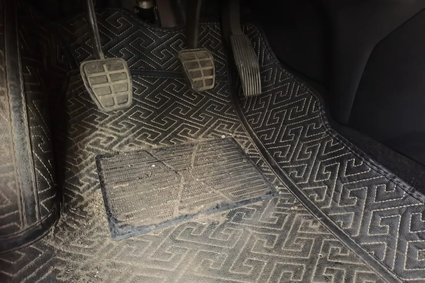 2019 BeiJing Auto X3 1.5L 116HP L4 5MT,autocango,china used car exporter,china ev exporter,chinese used car exporter,chinese used ev exporter