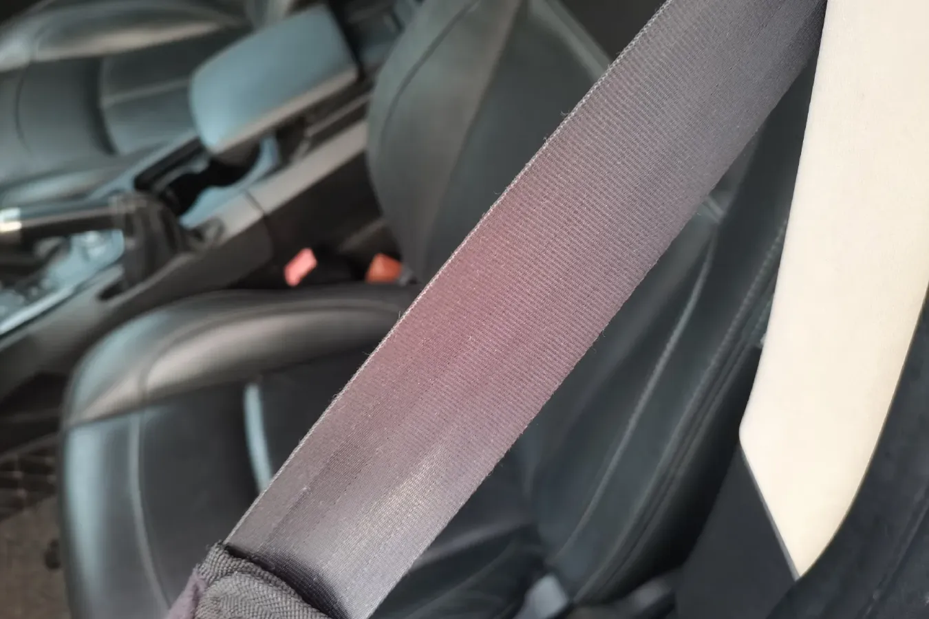 2014 Qoros 3 1.6T 156HP L4 6DCT,autocango,china used car exporter,china ev exporter,chinese used car exporter,chinese used ev exporter