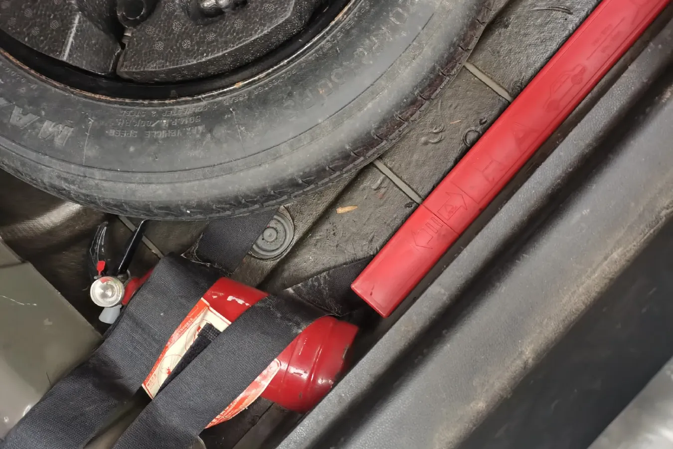 2014 Qoros 3 1.6T 156HP L4 6DCT,autocango,china used car exporter,china ev exporter,chinese used car exporter,chinese used ev exporter