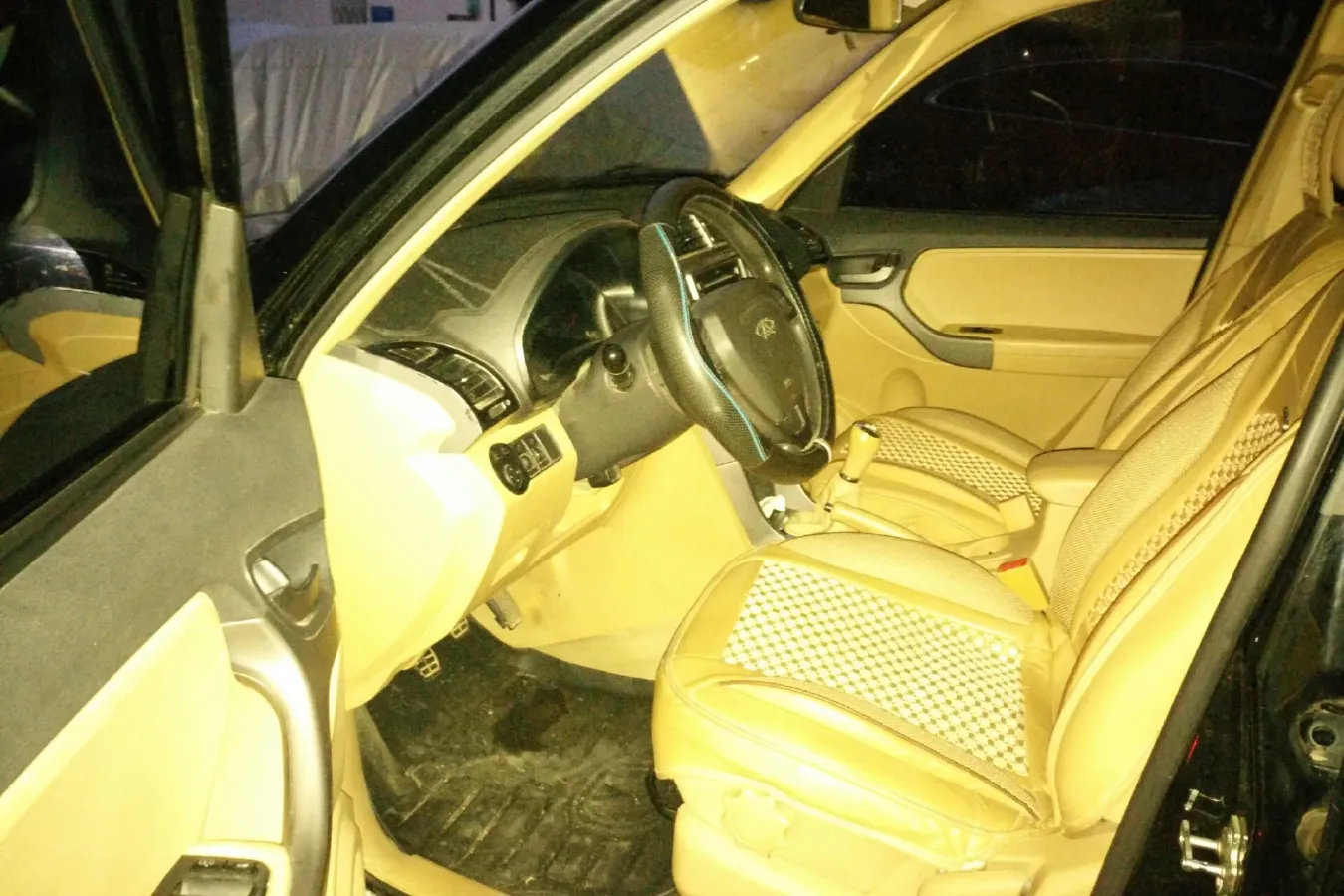 2012 Chery Tiggo 1.6L 126HP L4 5MT,autocango,china used car exporter,china ev exporter,chinese used car exporter,chinese used ev exporter