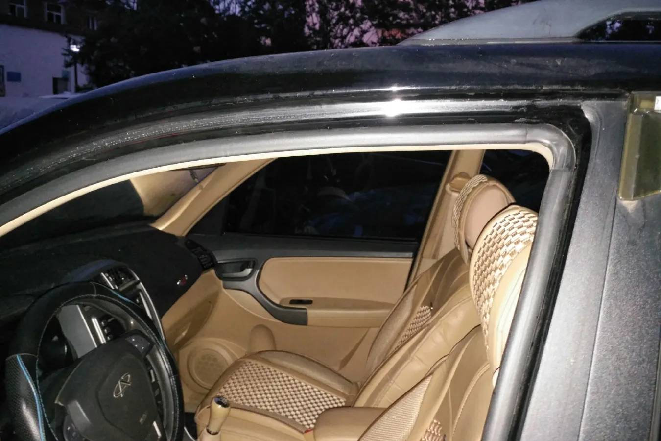 2012 Chery Tiggo 1.6L 126HP L4 5MT,autocango,china used car exporter,china ev exporter,chinese used car exporter,chinese used ev exporter