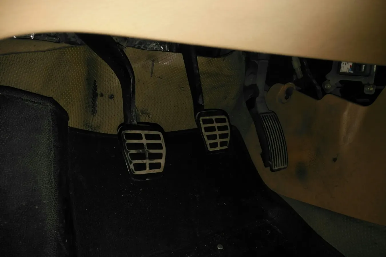 2012 Chery Tiggo 1.6L 126HP L4 5MT,autocango,china used car exporter,china ev exporter,chinese used car exporter,chinese used ev exporter