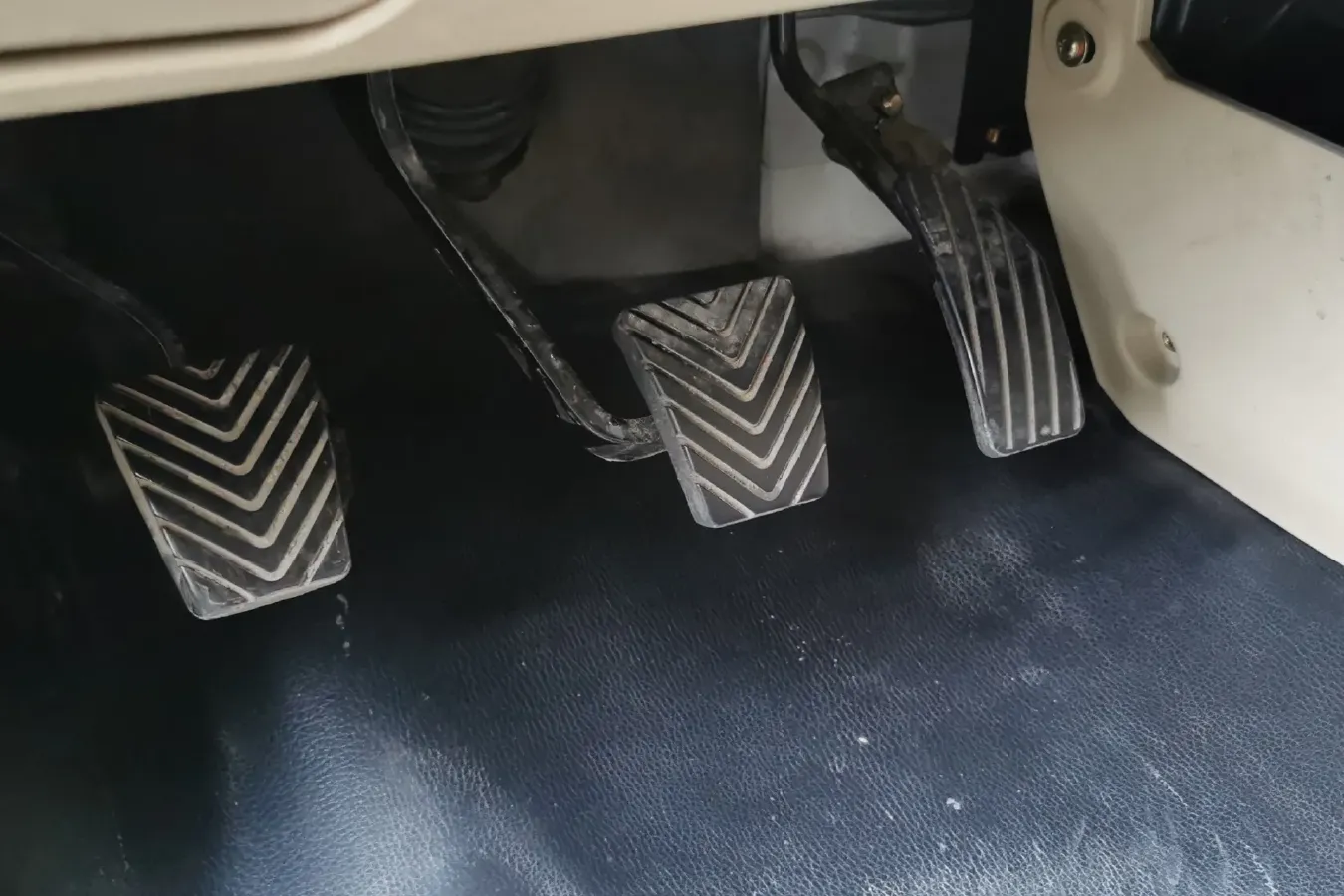 2016 ChangAn Kaicene RuiXing M90 2.0L 124HP L4 5MT,autocango,china used car exporter,china ev exporter,chinese used car exporter,chinese used ev exporter