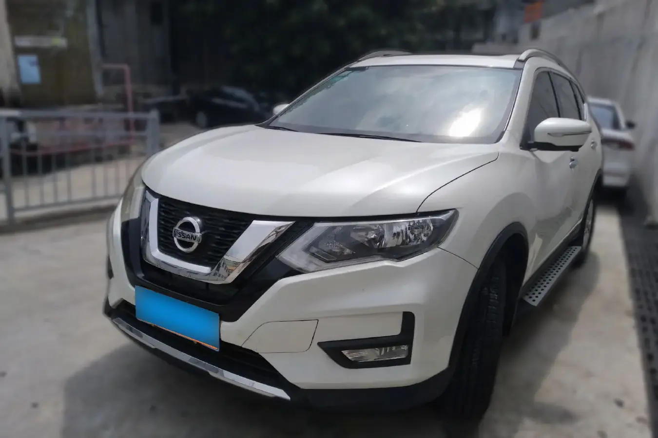 2017 Nissan X-Trail 2.0L 150HP L4 CVT