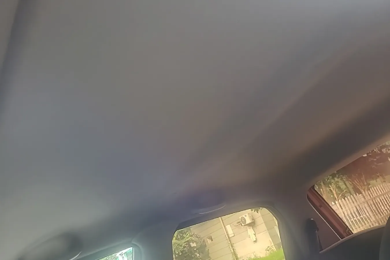 2010 BaoJun LeChi 1.2L 86HP L4 5MT,autocango,china used car exporter,china ev exporter,chinese used car exporter,chinese used ev exporter