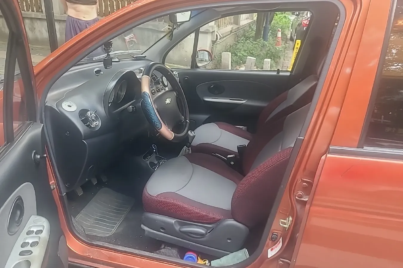 2010 BaoJun LeChi 1.2L 86HP L4 5MT,autocango,china used car exporter,china ev exporter,chinese used car exporter,chinese used ev exporter